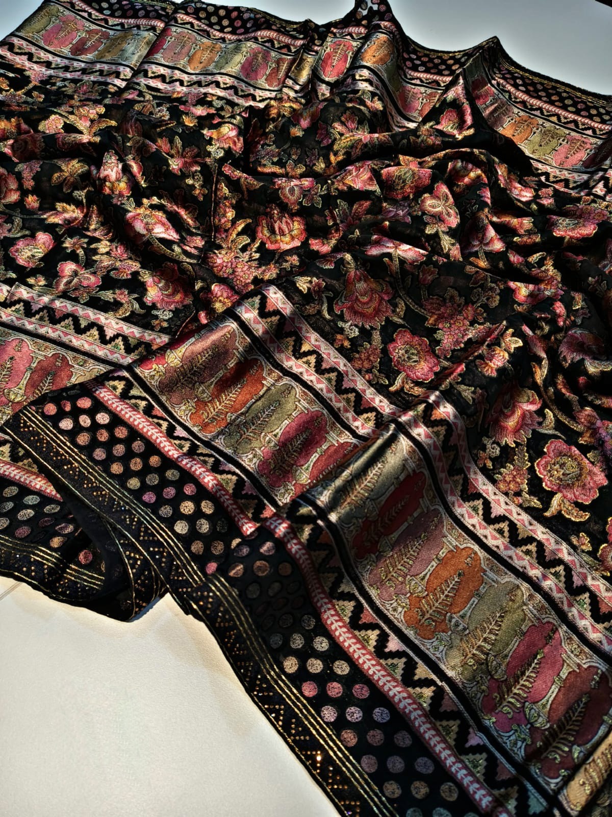Traditional Sarees Zakira